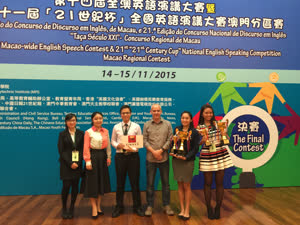 1:binary?id=lHF6o3EszNdjQ0sDcpmD3QqZGV44ouKo4cTPrTs9h7fWYOZMuO5Tt_2BUd6HyPmZlV:UM students Romina Eloisa Abuan (2nd from right) and Bianca Margarita (1st from right) win first and second prizes respectively in the college category 