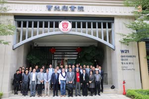 3:binary?id=xEb5Cv7YiCIcHp9ZKN_2F6zzgL4jVnuRfbusl4kiZ5rQF1uDJKsBrpx28xy_2FHpxJ_2Fo:A group photo